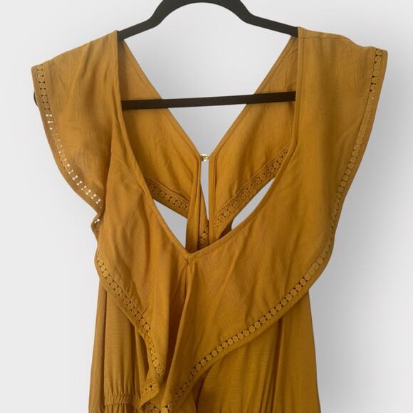 Xhilaration ruffle pants jumpsuitt with open back detail, size XXL - Picture 3 of 11